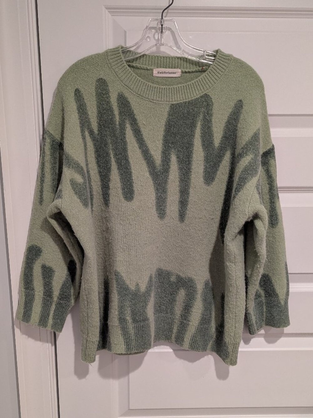 Kiwi & Co double green poplar paint spill jumper